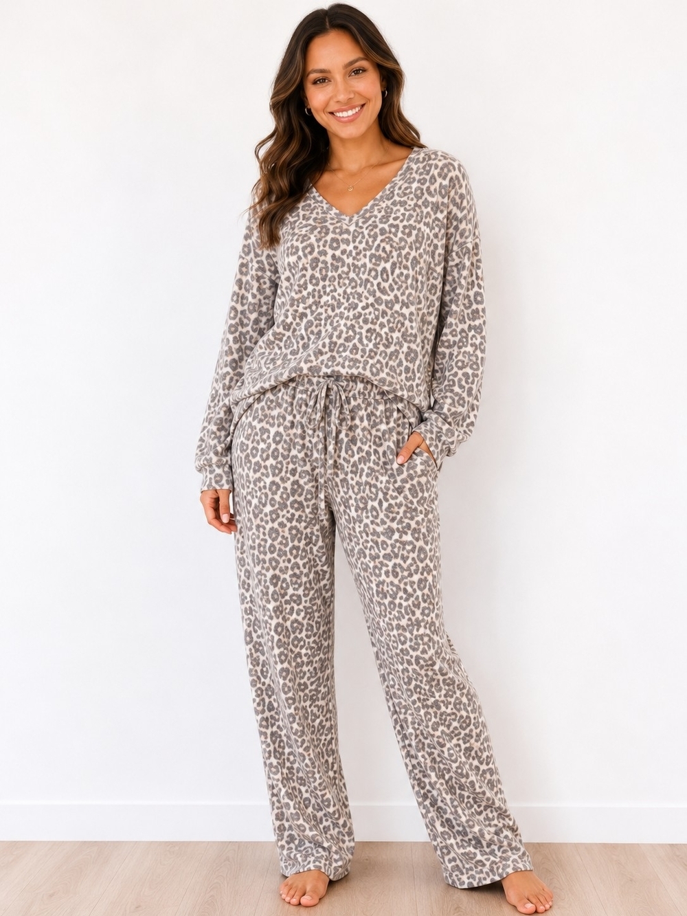 Donna Karan Pajama Women's Taupe Leopard V-Neck Lounge Pajama Set Size L